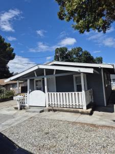 215 Kelley Street, Modesto, California 95354, USA