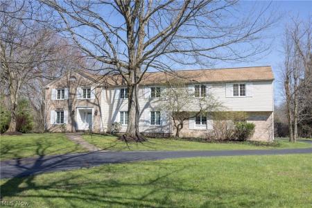 3475 Rolling Hills Drive, Pepper Pike, Ohio 44124, USA