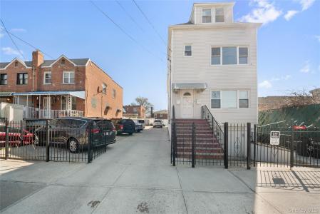 2710 Lurting Avenue, Bronx, NY 10469, USA
