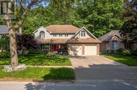 5 MILBURN DRIVE, Pelham (fonthill), Ontario L0S 1E4, Canada