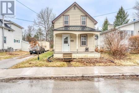 108 BECKWITH STREET EAST, Perth, Ontario K7H 1C7, Canada