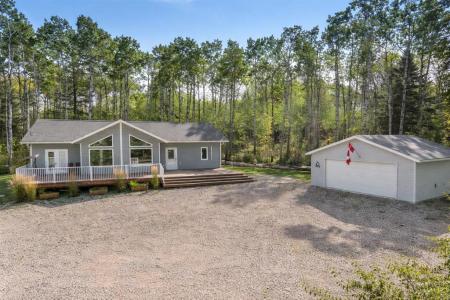 20 FALCON DRIVE, Onanole, Manitoba R0J 1N0, Canadá