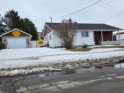 24 Rue de la Fabrique, Témiscouata-sur-le-Lac, Québec G0L 1E0, Canada