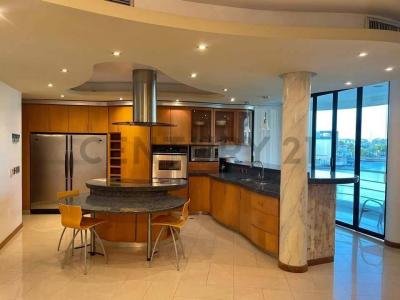 Puerto La Cruz, Anzoategui 6016, Venezuela