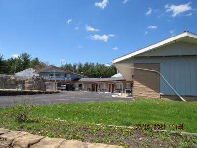 811 Wisconsin Dells Pkwy, Wisconsin Della, Wisconsin 53965, USA