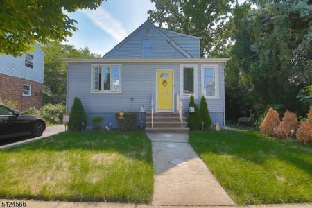 433 Ainsworth St, Linden City, New Jersey 07036-4101, États-Unis