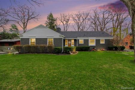 330 Cole Road, Monroe, Michigan 48162, USA