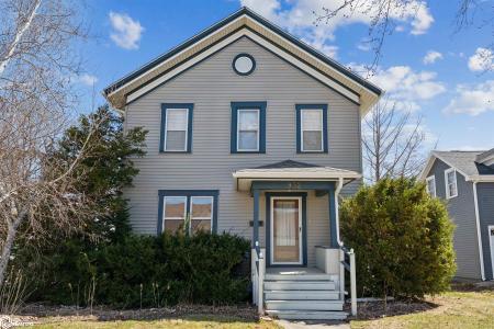 932 East Street, Grinnell, Iowa 50112, Stati Uniti