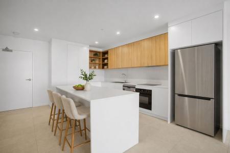 204/11 Waterside Retreat, Birtinya, QLD 4575, Australia