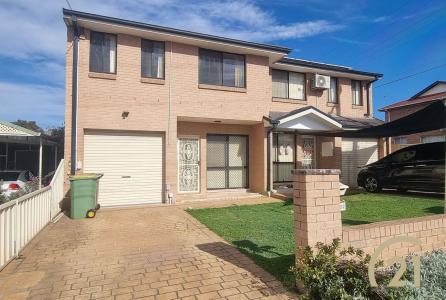 1/102 Arbutus Street, Canley Heights, NSW 2166, Australia