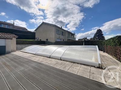 Polignac, Owernia 43000, Francja