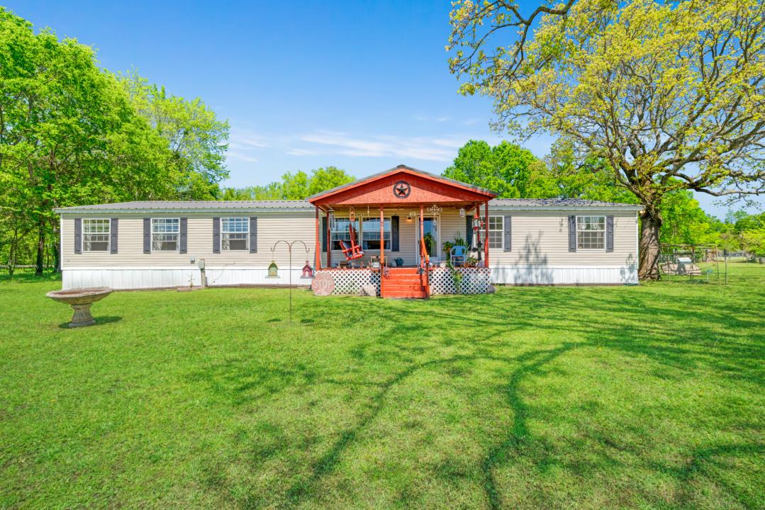 1530 & 1540 W Front, Blossom, Texas 75416, États-Unis