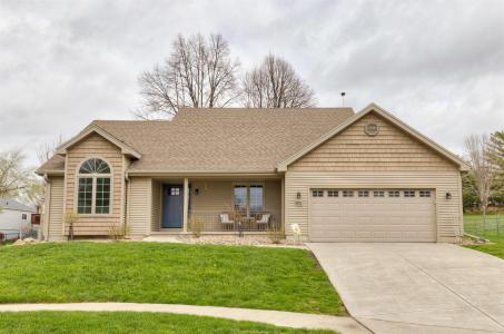 8011 Sheridan Drive, Urbandale, Iowa 50322, USA