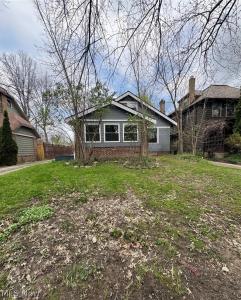 3327 Bradford Road, Cleveland Heights, Ohio 44118, USA