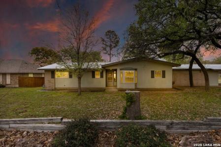 1801 N Llano St, Fredericksburg, Texas 78624, USA