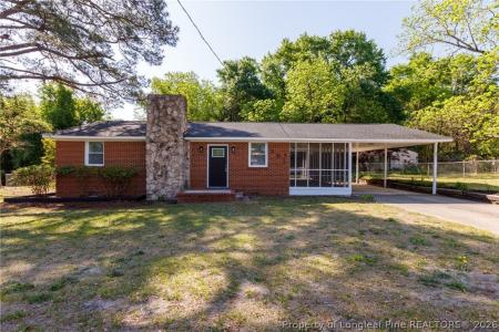 201 Scarborough Street, Spring Lake, Caroline Du Nord 28390, États-Unis