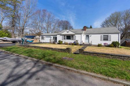 11 Terrace Dr, Bristol, Rhode Island 02809, Estados Unidos