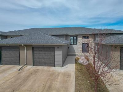 39 BOSCHMAN BAY, Brandon, Manitoba R7B 4K1, Canadá