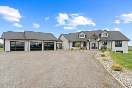 2197 COUNTY ROAD 31, Lakeshore, Ontario N0R 1R0, Canada