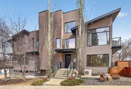 2718 19 STREET SW, Calgary, Alberta T2T 5B3, Canada