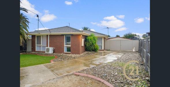 19 Socrates Way, Rockbank, VIC 3335, Australia