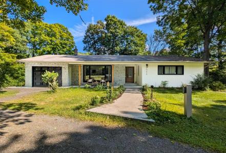 644  Route 105, Chelsea, Квебек J9B 1L2, Канада