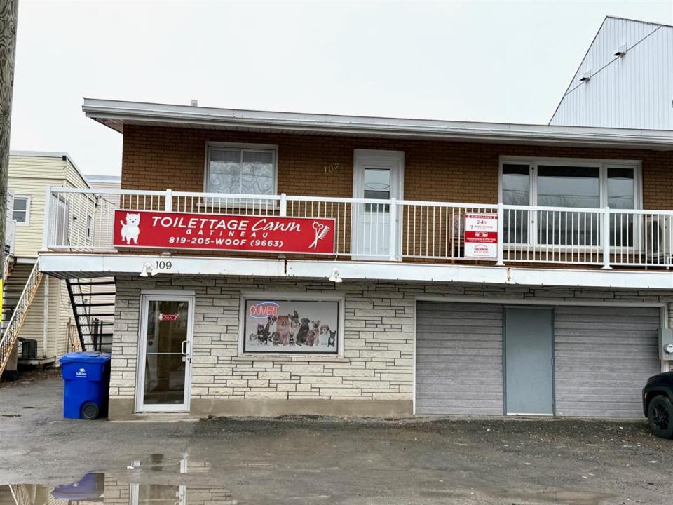109 Boul. St-Joseph, Gatineau (Hull), 魁北克省 J8Y 3W7, 加拿大