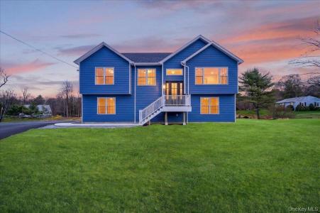 11 Widmer Road, Wappingers Falls, New York 12590, USA