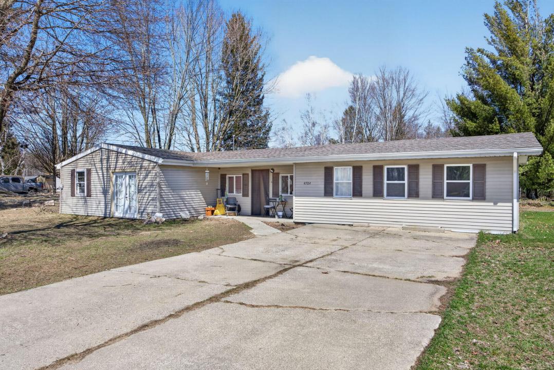 4784 1st Street, Barryton, Michigan 49305, Stati Uniti