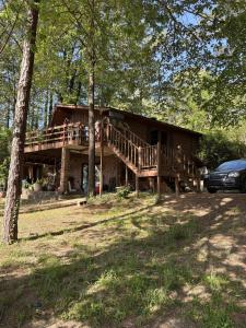 492 Lake Drive, Fulton, Mississippi 38843, USA