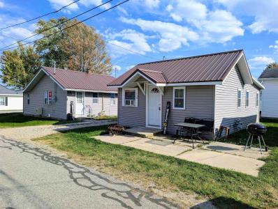 707 Shoreline, Houghton Lake, Michigan 48629, USA