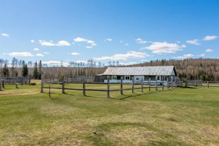 10188 Route 117 N., Rivière-Rouge, Québec J0T 1T0, Canada