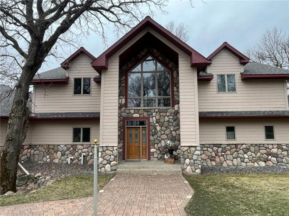 25411 Daventry Road, Paynesville, Minnesota 56362