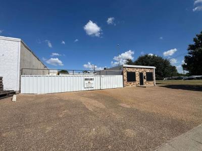 5115 Stanley Keller Road, Haltom City, Texas 76117, USA
