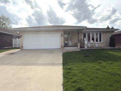 3044 Halifax Avenue, Westchester, Illinois 60154, USA