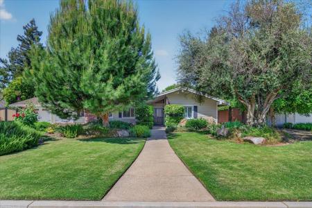 3132 W Alluvial Avenue, Fresno, Kalifornia 93711, USA