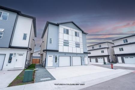 13 GARTON AVENUE, Winnipeg, Manitoba R2R 1W4, Canada