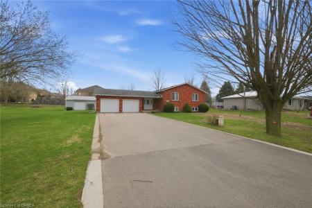 73 CEDAR STREET, Paris, Ontario N3L 0A1, Canada