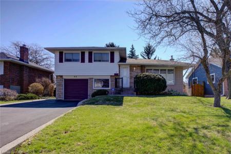 44 RAYNE AVENUE, Oakville, Ontario L6H 1C2, Canada
