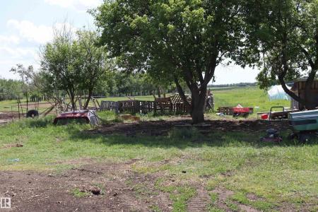 49310 RGR RD 214, Rural Camrose County, Alberta T0B 2M2, CANADÁ