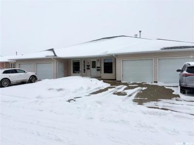 30 RUSSELL DRIVE, Yorkton, 薩斯喀徹爾省 S3N 3W2, 加拿大