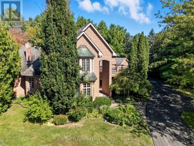 8 BUNHILL COURT, Ajax (northeast Ajax), 安大略省 L1Z 1X5, 加拿大