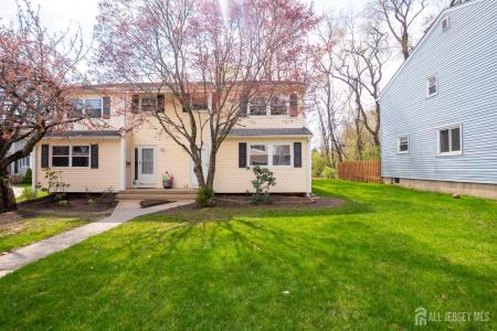 -26 Davids Court, South Brunswick, New Jersey 08810, Stati Uniti