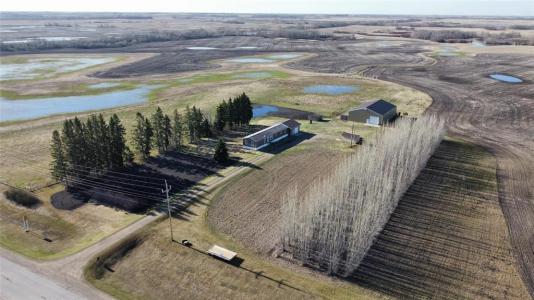 UNKNOWN, Russell, Manitoba R0J 1W0, Canada