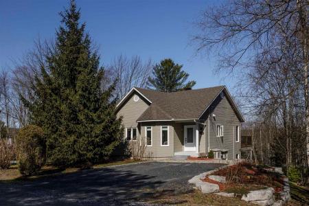 7  Rue de l'Alizé, Orford, קוויבק J1X 6Y7, קנדה 