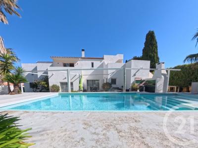 Perpignan, Languedoc-Roussillon 66000, France