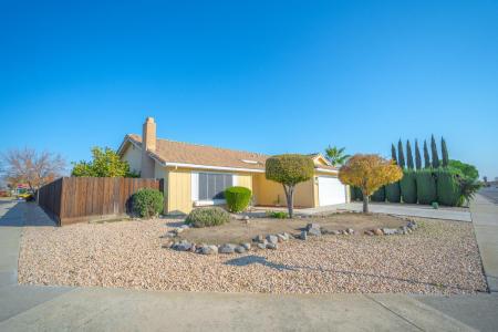 1316 Chukar Street, Los Banos, California 93635, USA