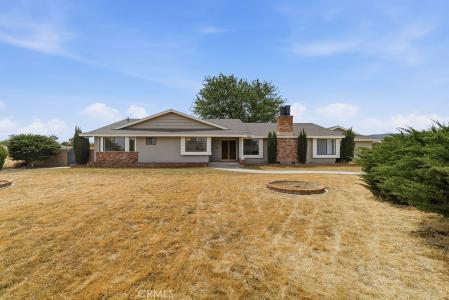 2350 W Avenue M8, Palmdale, California 93551