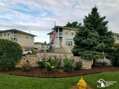 507 Mackinaw, Luna Pier, Michigan 48157, USA