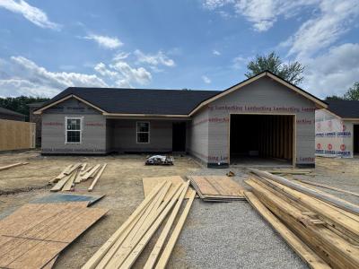 112 Bow Bridge Drive, Berea, Kentucky 40403, USA